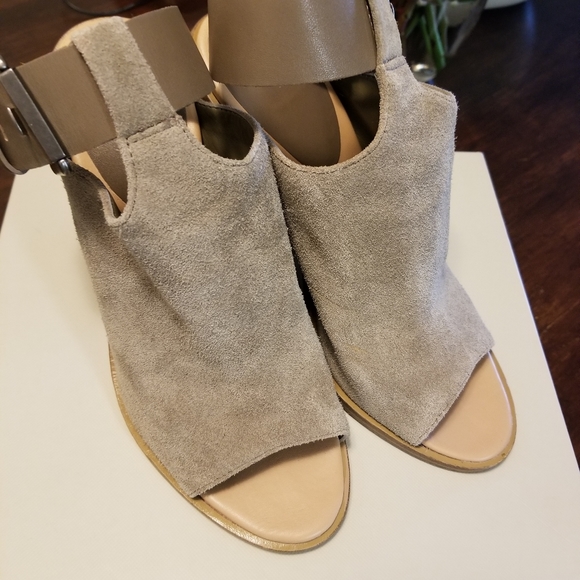 ⬇️ Marc Fisher Vashi Sandals medium green suede - Picture 7 of 16